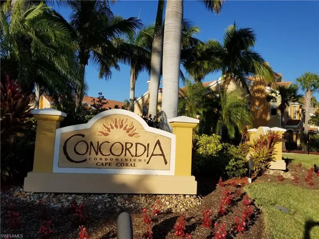 1842  Concordia Lake  CIR, Cape Coral, FL 33909