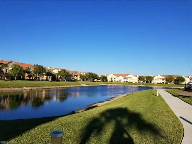 1842  Concordia Lake  CIR, Cape Coral, FL 33909