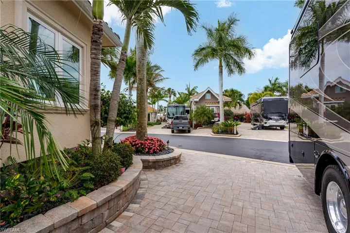 13410 Snook Cir, Naples, Florida 34114