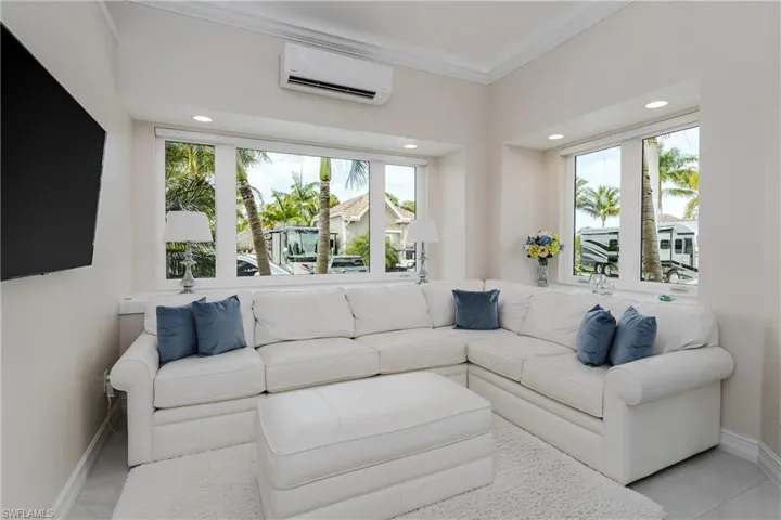 13410 Snook Cir, Naples, Florida 34114