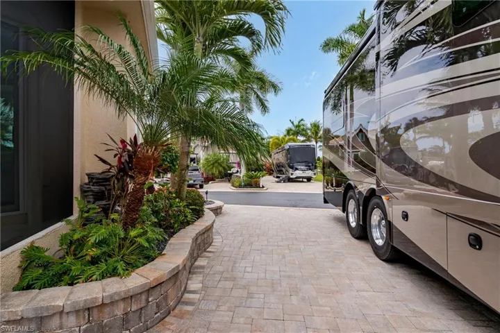 13410 Snook Cir, Naples, Florida 34114