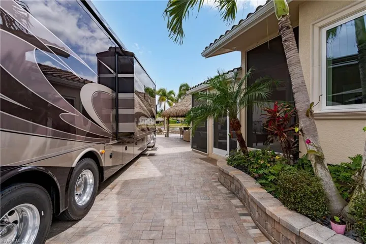 13410 Snook Cir, Naples, Florida 34114