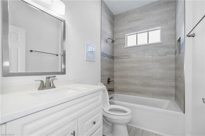 Guest bath with vanity and shower / bath combination