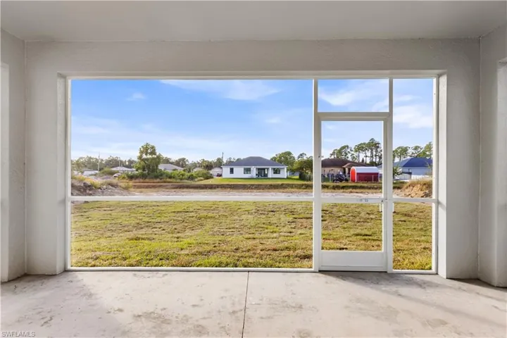 2719  43rd W ST, Lehigh Acres, FL 33971