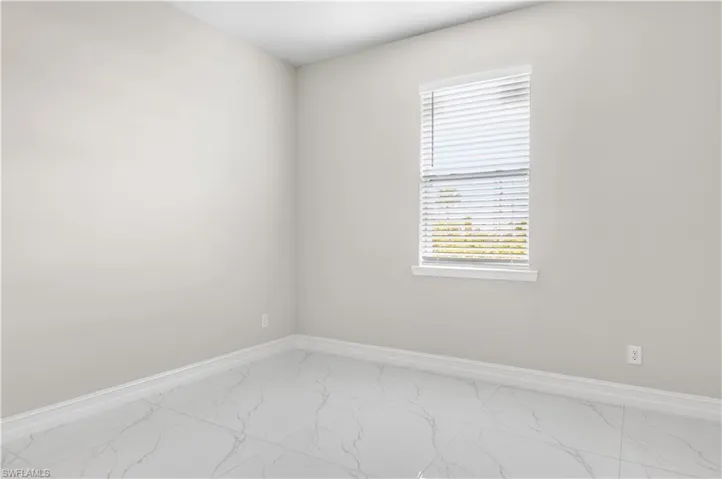 2719  43rd W ST, Lehigh Acres, FL 33971