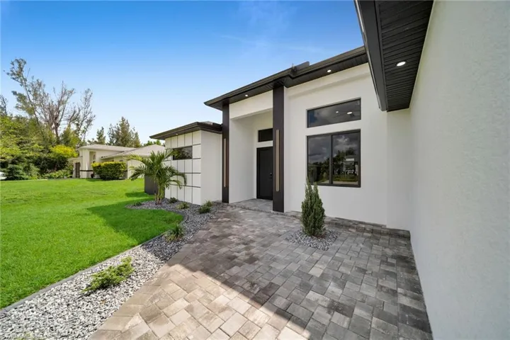 849 SW 15th  AVE, Cape Coral, FL 33991