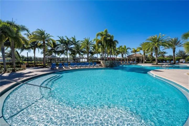 3335 Pacific Dr, Naples, Florida 34119