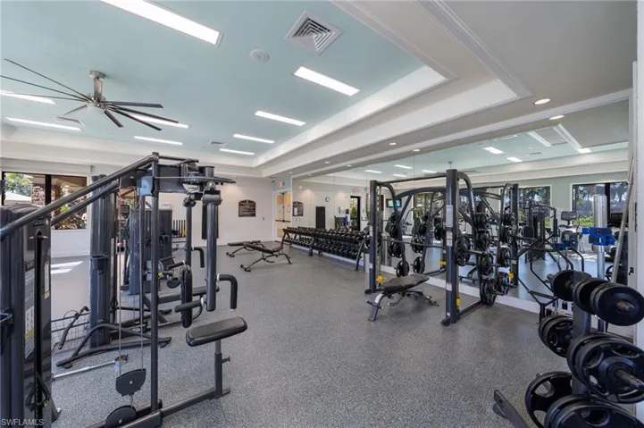 3335 Pacific Dr, Naples, Florida 34119