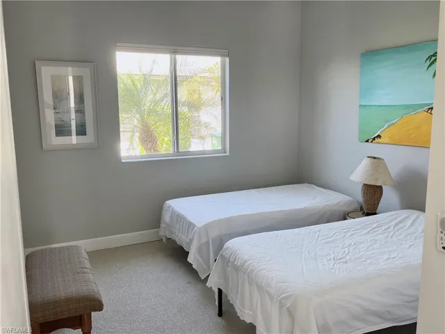 Bedroom 4 with trundle beds side by side