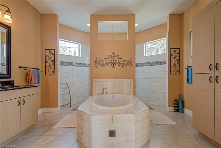 428 Sw 35th St, Cape Coral, Florida 33914
