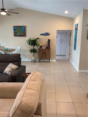 3404 Sw 1st Pl, Cape Coral, Florida 33914