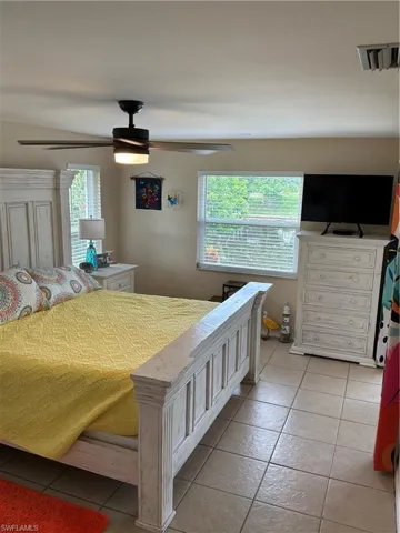 3404 Sw 1st Pl, Cape Coral, Florida 33914