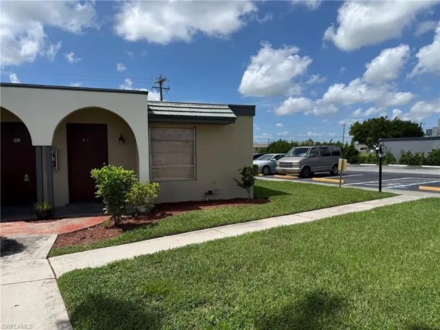 1131 S Loop Blvd, Lehigh Acres, Florida 33936