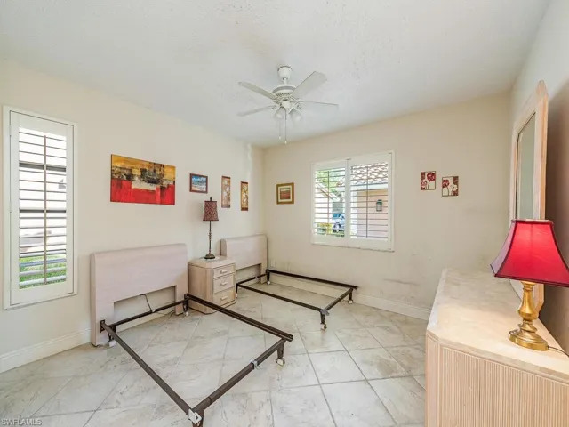 5920  Cranbrook  WAY, Naples, FL 34112