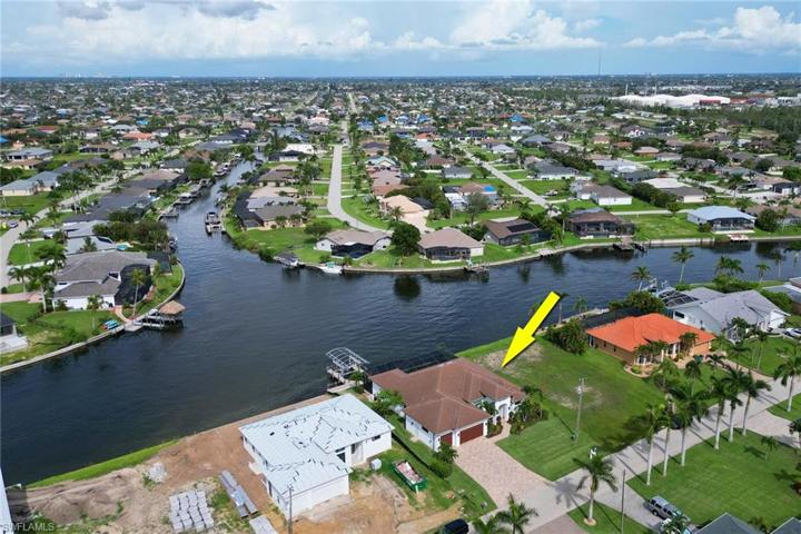 Amazing intersecting water views in the prettiest part of Cape Coral.
