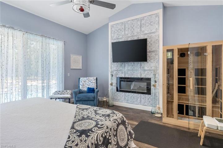 Master Suite/Bedroom
