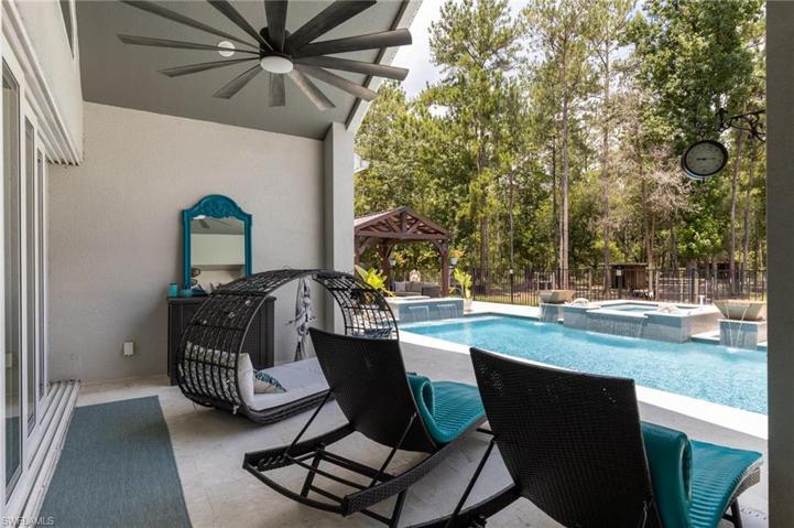 Back Porch/Pool/Lanai Area