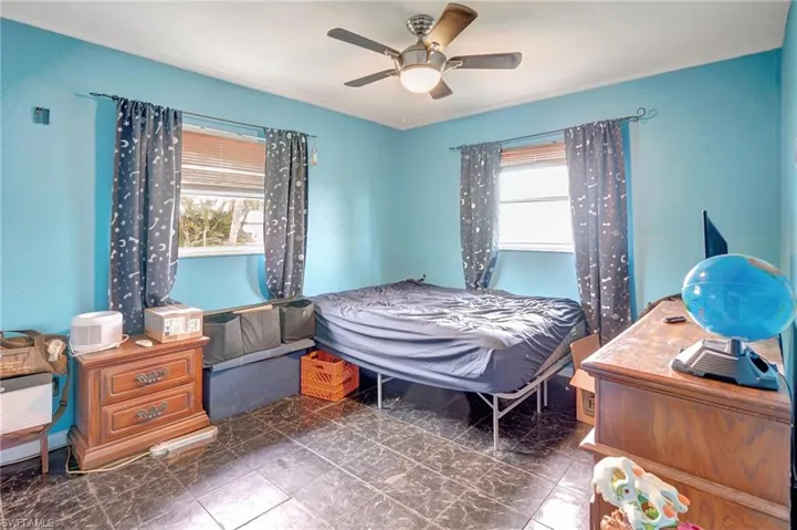 503 Se 16th Pl, Cape Coral Fl 33990