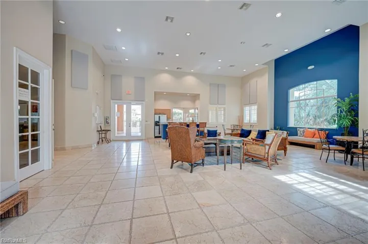 13141 Bella Casa Cir 3177, Fort Myers, Florida 33966