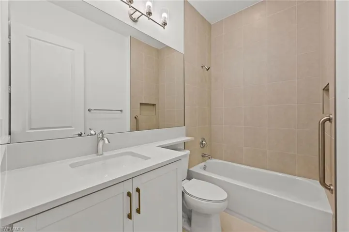 14313 Hogarth Pl, Fort Myers, Florida 33905
