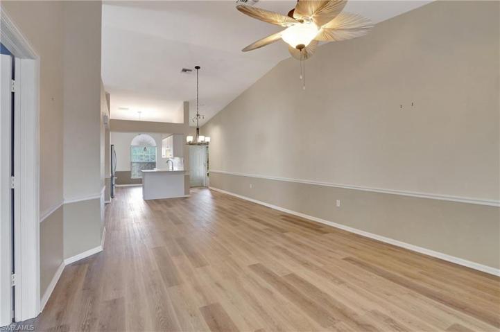 15395 Cedarwood LN # 304, NAPLES FL 34110