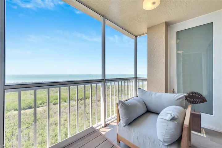 6585 Nicholas Blvd 1903, Naples, Florida 34108