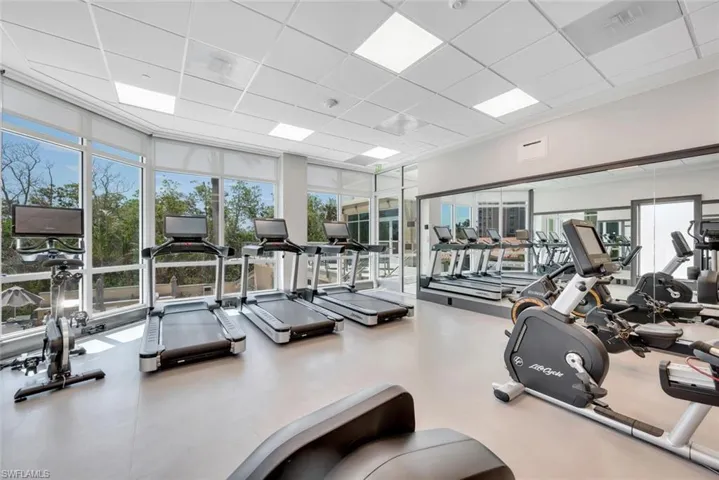 6585 Nicholas Blvd 1903, Naples, Florida 34108