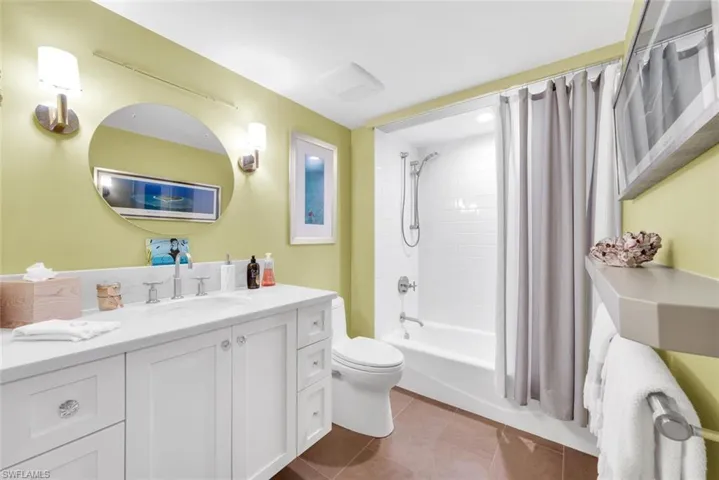 6585 Nicholas Blvd 1903, Naples, Florida 34108