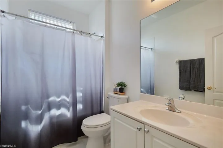 9130 Spring Mountain Way, Fort Myers, Florida 33908