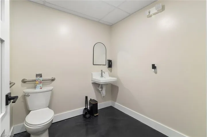 1900 Tamiami Trl C, Punta Gorda, Florida 33950