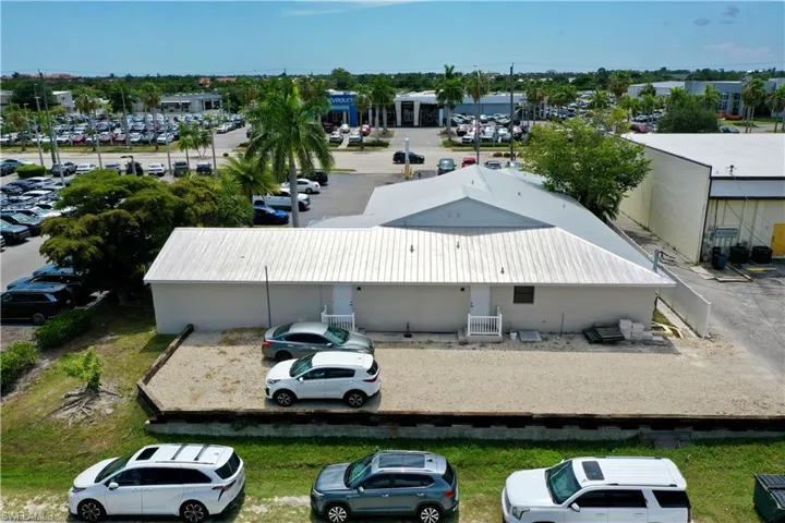 1900 Tamiami Trl C, Punta Gorda, Florida 33950