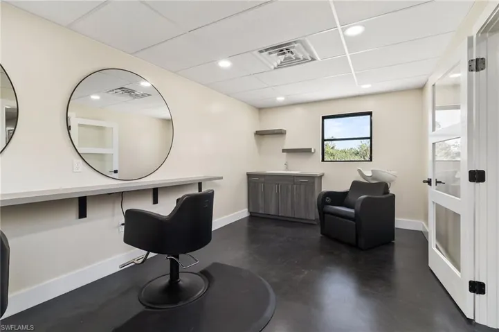 1900 Tamiami Trl C, Punta Gorda, Florida 33950