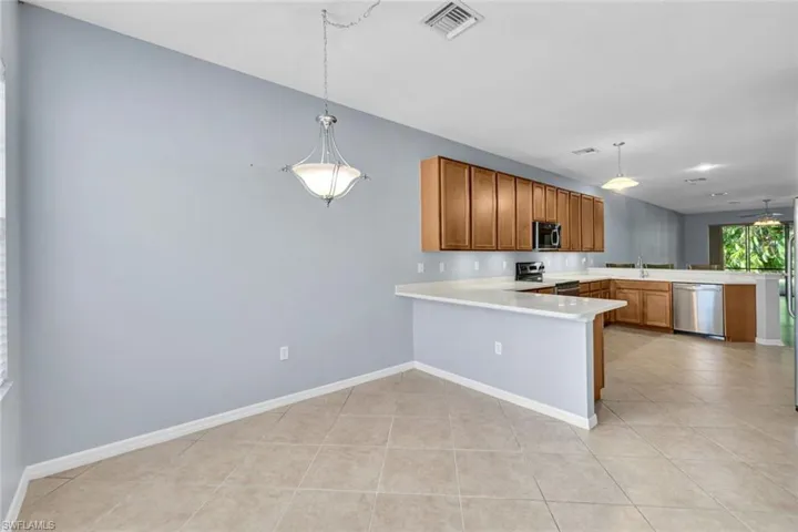 Breakfast Nook off of the kitchen