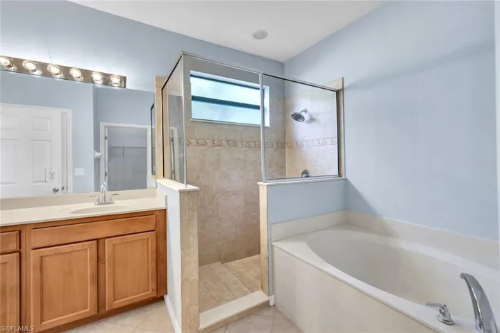separate shower and soaking tub