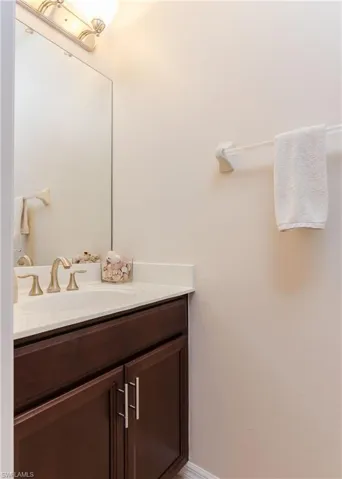 168 Destiny Cir, Cape Coral, Florida 33990