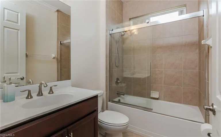 168 Destiny Cir, Cape Coral, Florida 33990