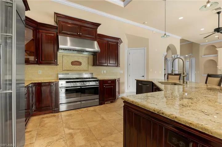 4320  15th SW AVE, Naples, FL 34116