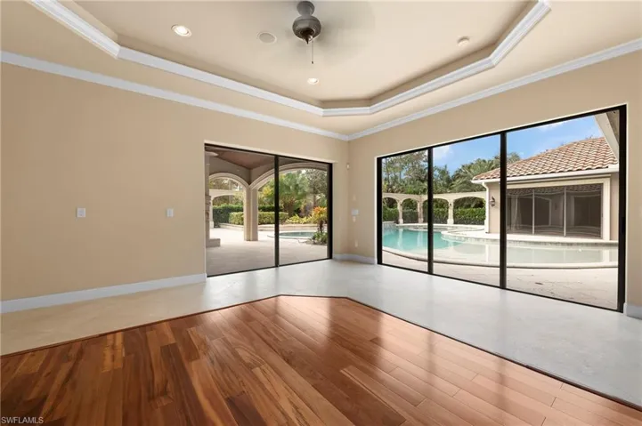 4320  15th SW AVE, Naples, FL 34116