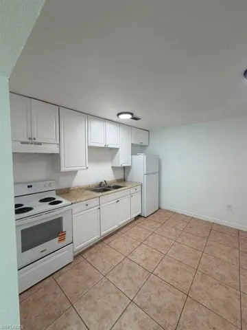 2148 Dora St 9, Fort Myers, Florida 33901