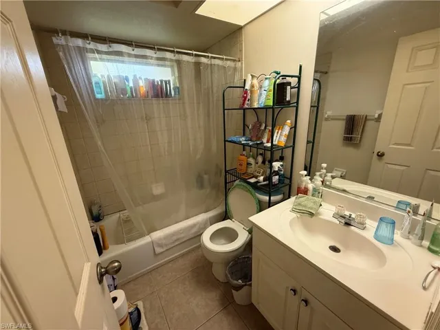 827 Ne 17th Ter, Cape Coral, Florida 33909
