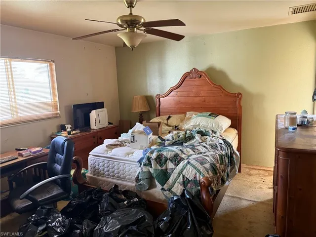 827 Ne 17th Ter, Cape Coral, Florida 33909