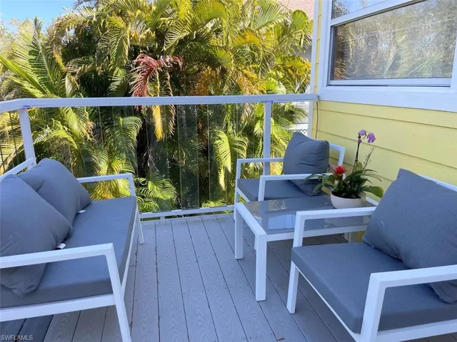 317  Nature View  CT, Fort Myers Beach, FL 33931