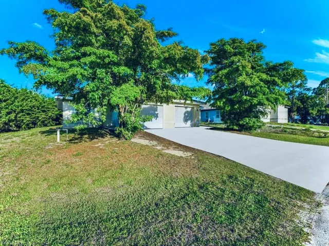 3003  Gilbert S AVE, Lehigh Acres, FL 33973