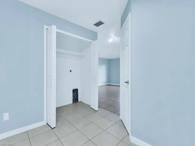 3003  Gilbert S AVE, Lehigh Acres, FL 33973