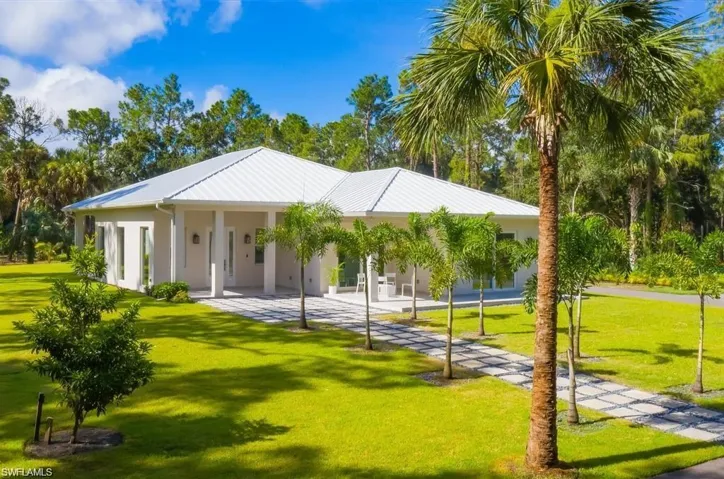 3740 3rd Ave Sw, Naples, Florida 34117
