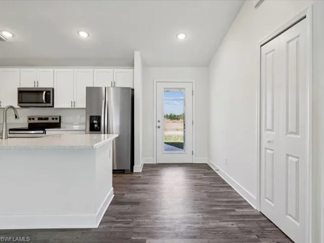 1212 NW 17th  ST, Cape Coral, FL 33993