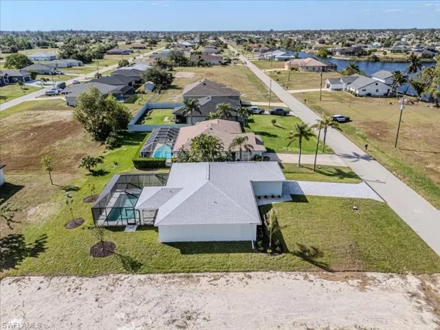 1212 NW 17th  ST, Cape Coral, FL 33993