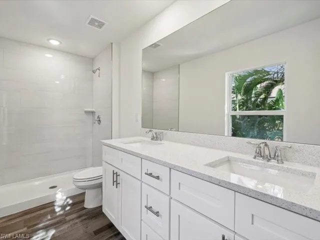 1212 NW 17th  ST, Cape Coral, FL 33993