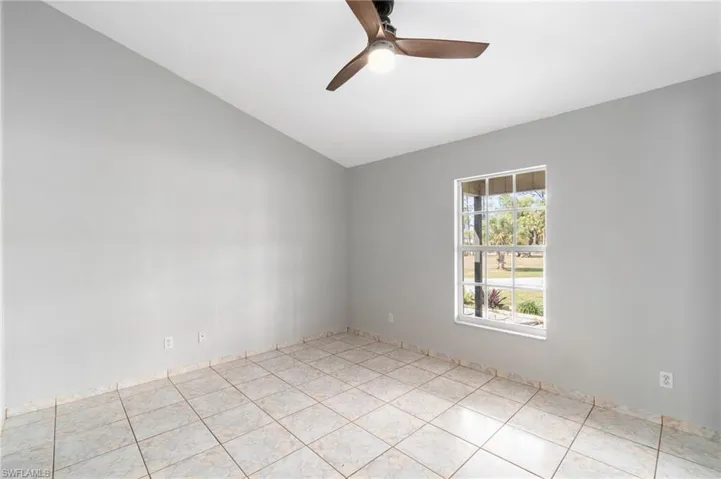 2960  38th SE AVE, Naples, FL 34117