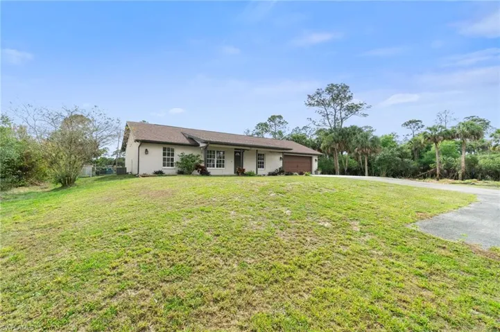 2960  38th SE AVE, Naples, FL 34117